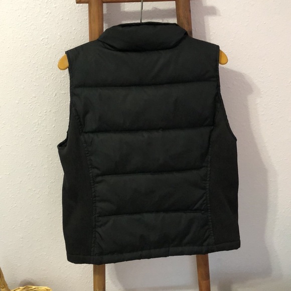 Gap Puffy Vest - Picture 2 of 5